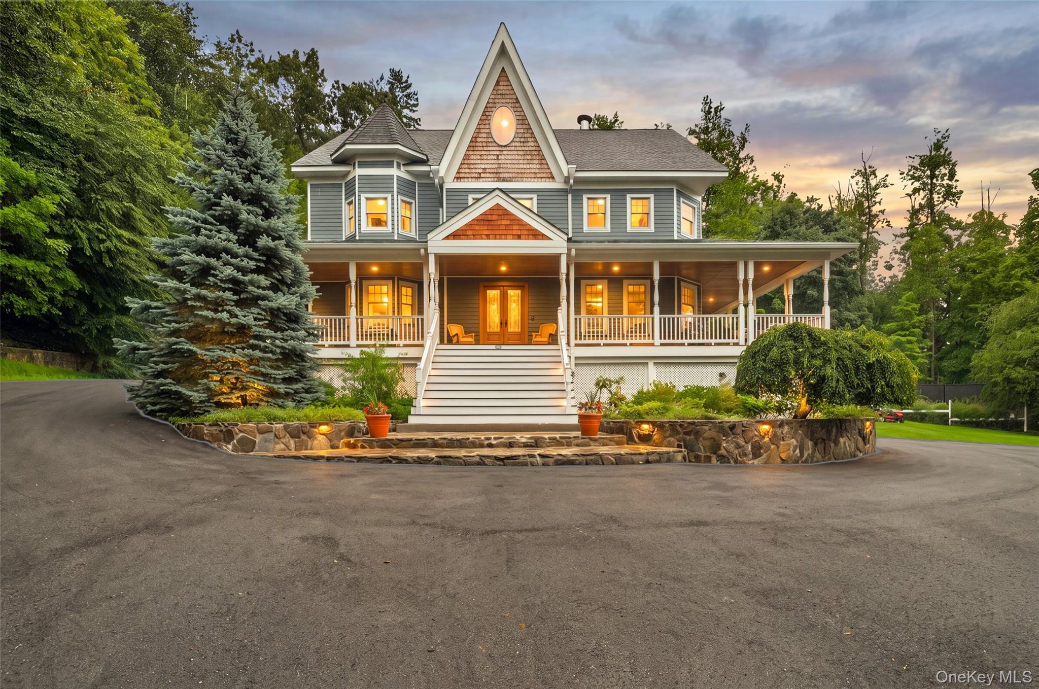 Welcome to 59 Country Knolls Estate