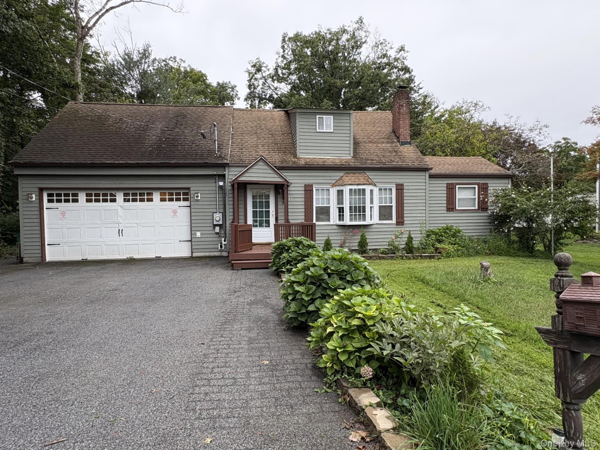 13 Cedar Lane