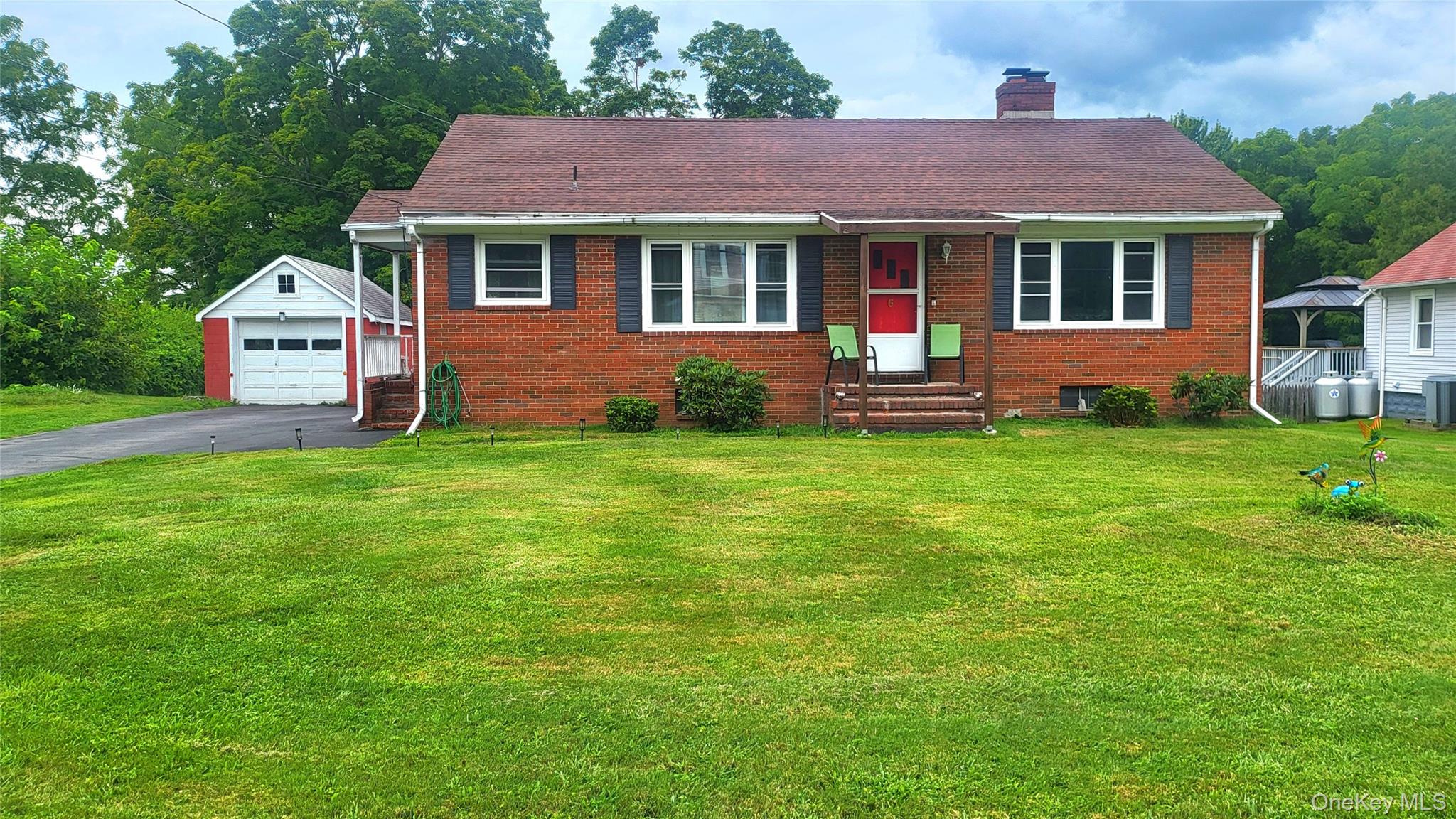 2 Possible 3 Bedroom Ranch